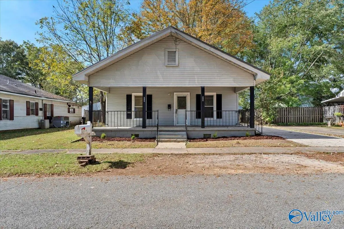 806 Grace Avenue, Athens, AL 35611 - #1