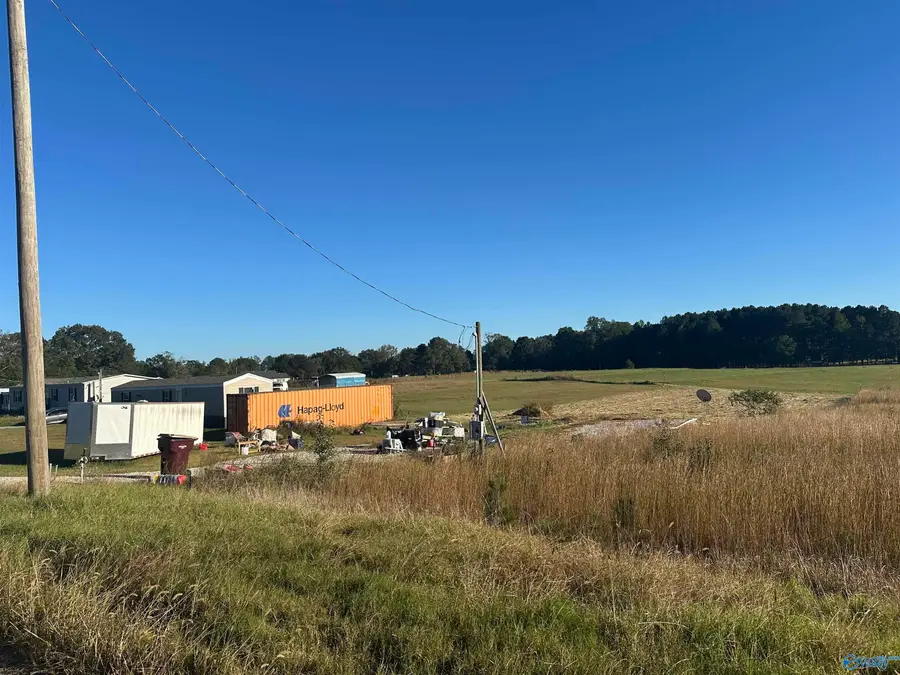 7066 Vivians Road, Anderson, AL 35610 - Image #2