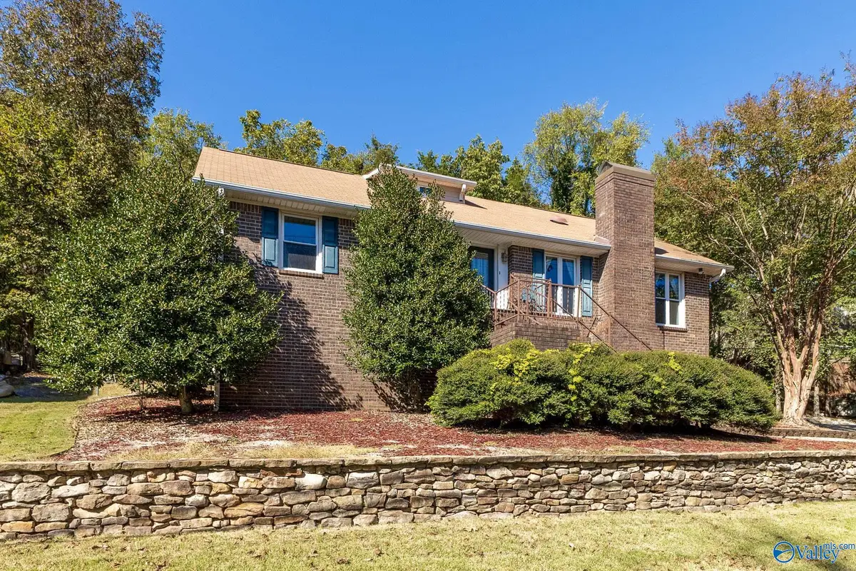 2211 Toll Gate Road Se, Huntsville, AL 35801 - Image #1