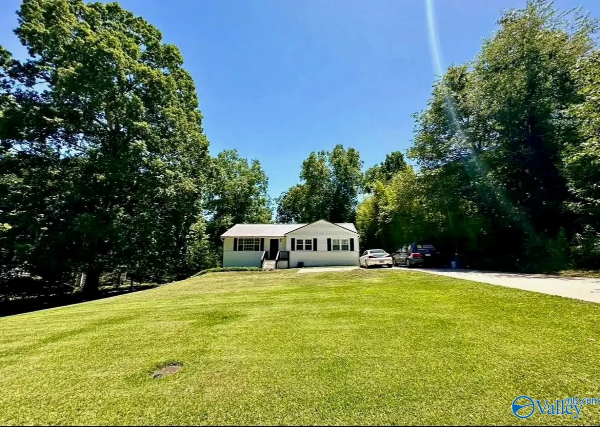 1640 Woodland Street Nw, Cullman, AL 35055 - Image #1