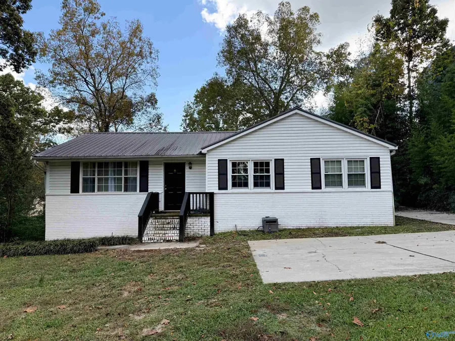 1640 Woodland Street Nw, Cullman, AL 35055 - Image #2