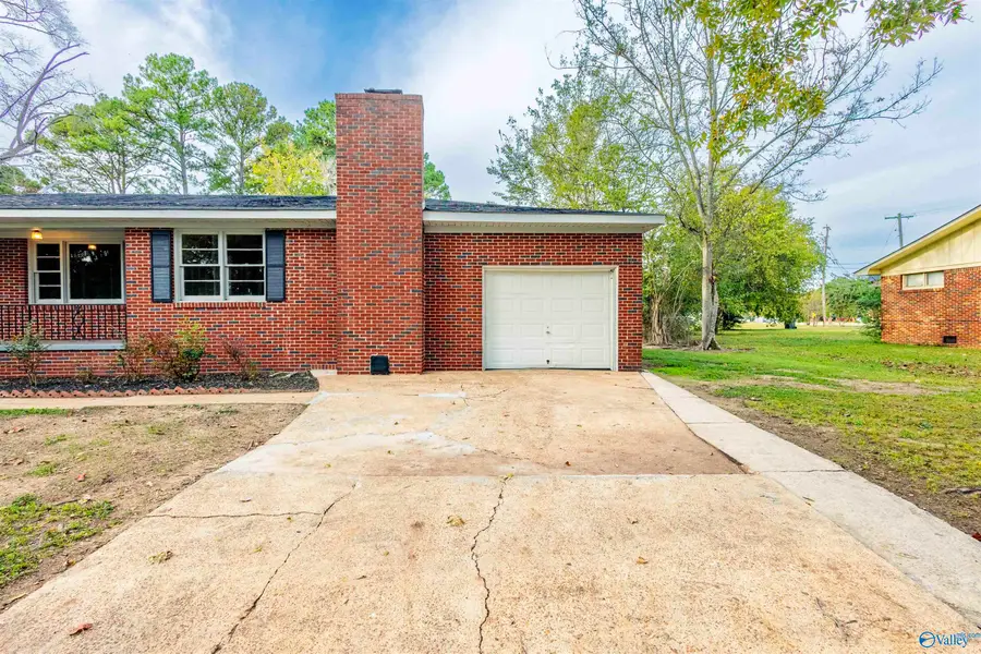 504 Betty Street, Decatur, AL 35601 - Image #3