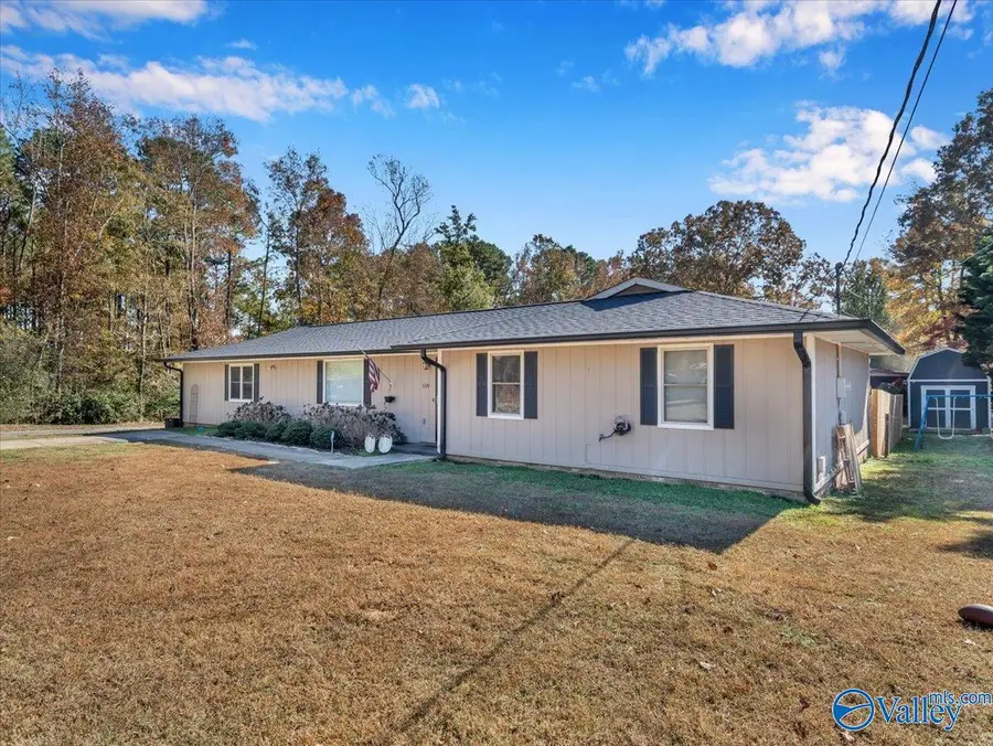 118 Greenwood Drive, Scottsboro, AL 35769 - Image #3