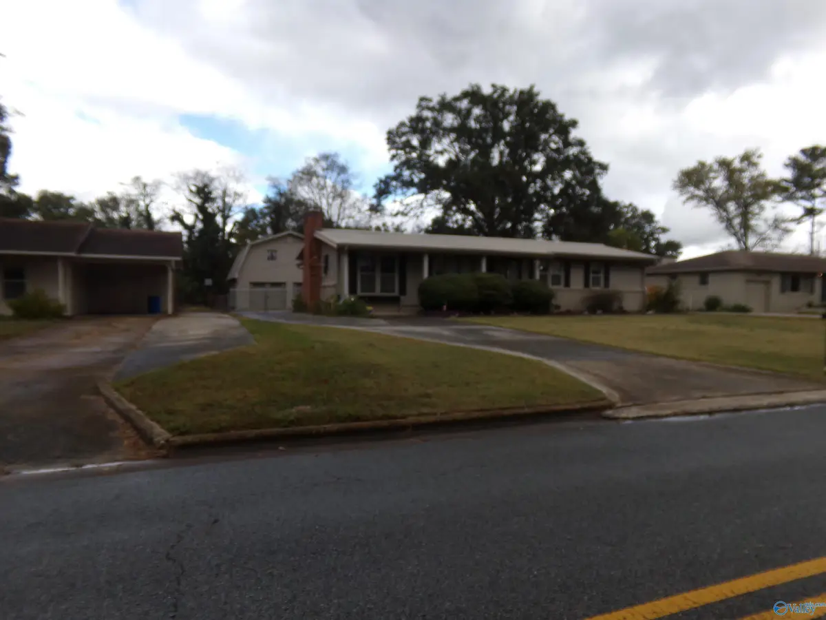 2308 13th Street Se, Decatur, AL 35601 - Image #1