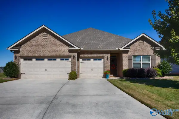 243 Iron Circle, Meridianville, AL 35759