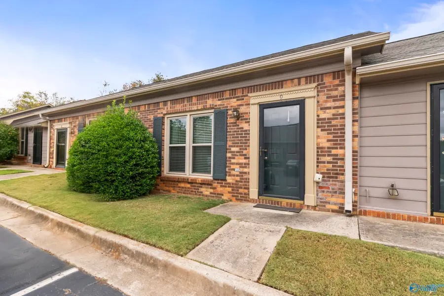 8148 Oldfield Road Sw #H9, Huntsville, AL 35802 - Image #2