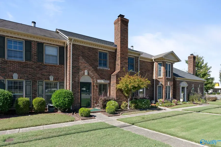 7254 Bailey Cove Road, Huntsville, AL 35802 - Image #2