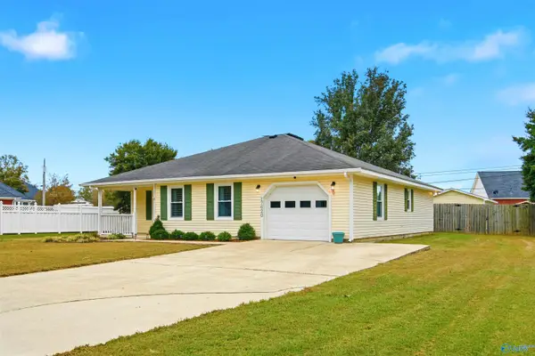 17620 Owens Street, Athens, AL 35611