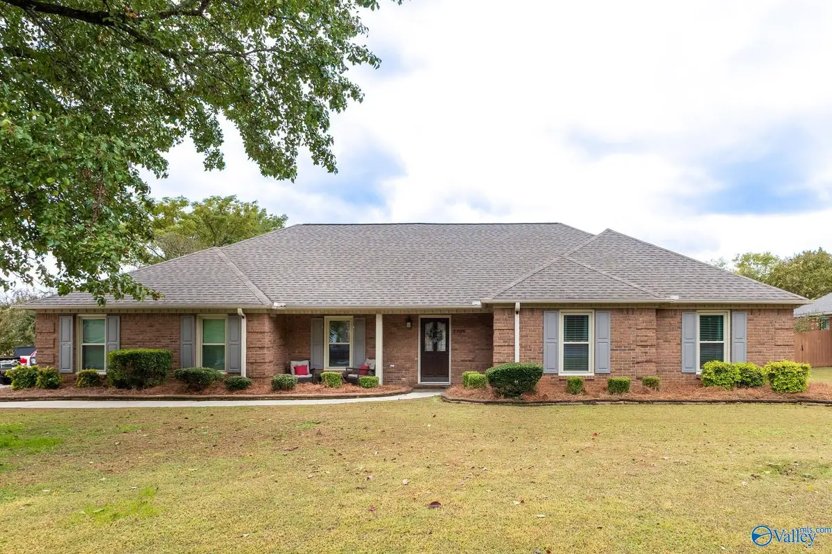 7706 Bailey Cove Road Se, Huntsville, AL 35802 - #1