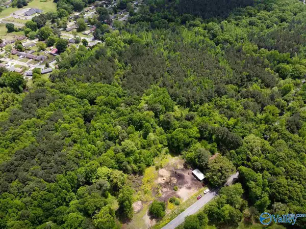 2013 Moulton Heights Road, Decatur, AL 35601