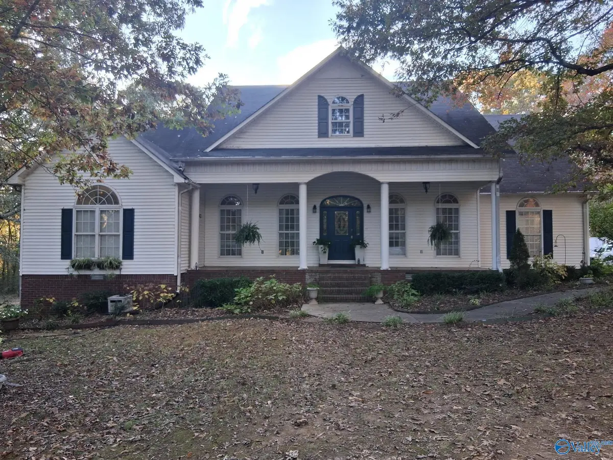 13755 Zehner Road W, Athens, AL 35611 - Image #1