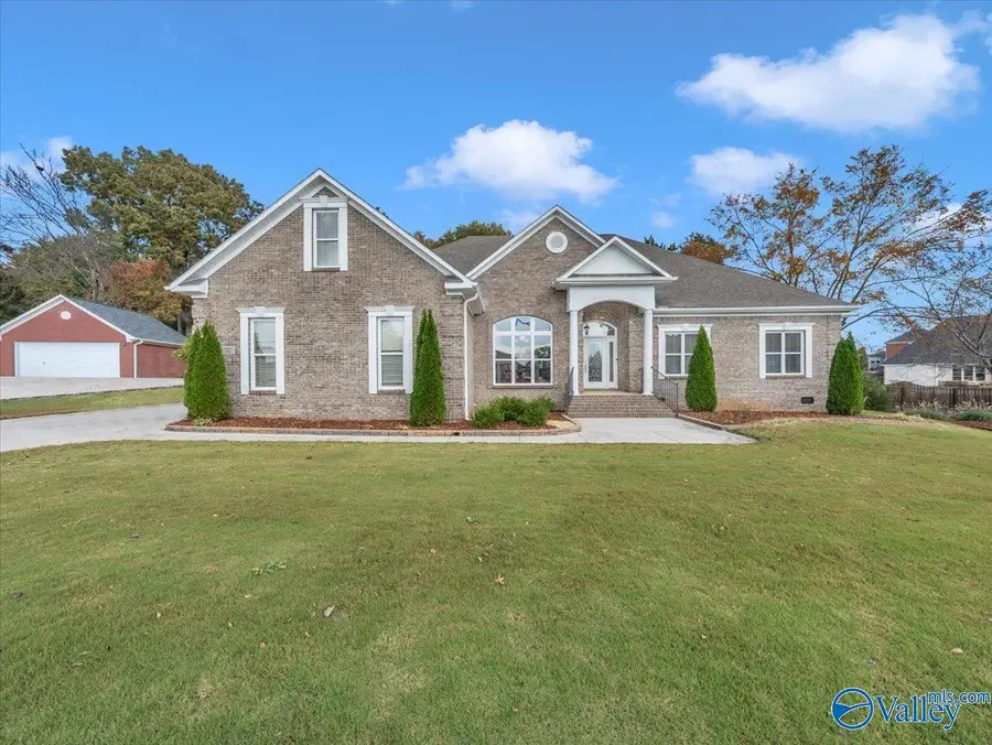 222 Lee Bowden Drive, Huntsville, AL 35806 - Image #2