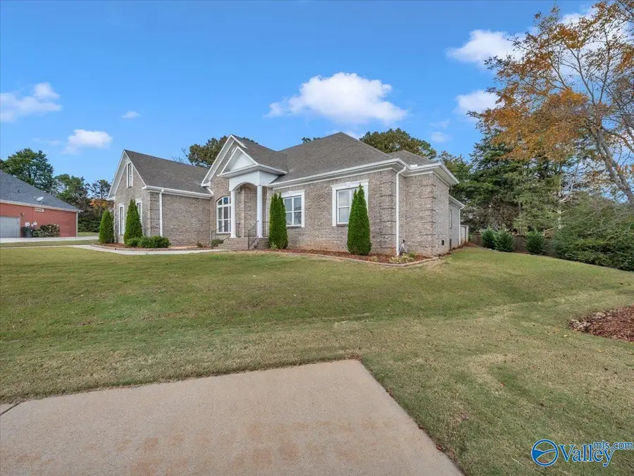 222 Lee Bowden Drive, Huntsville, AL 35806 - Image #3