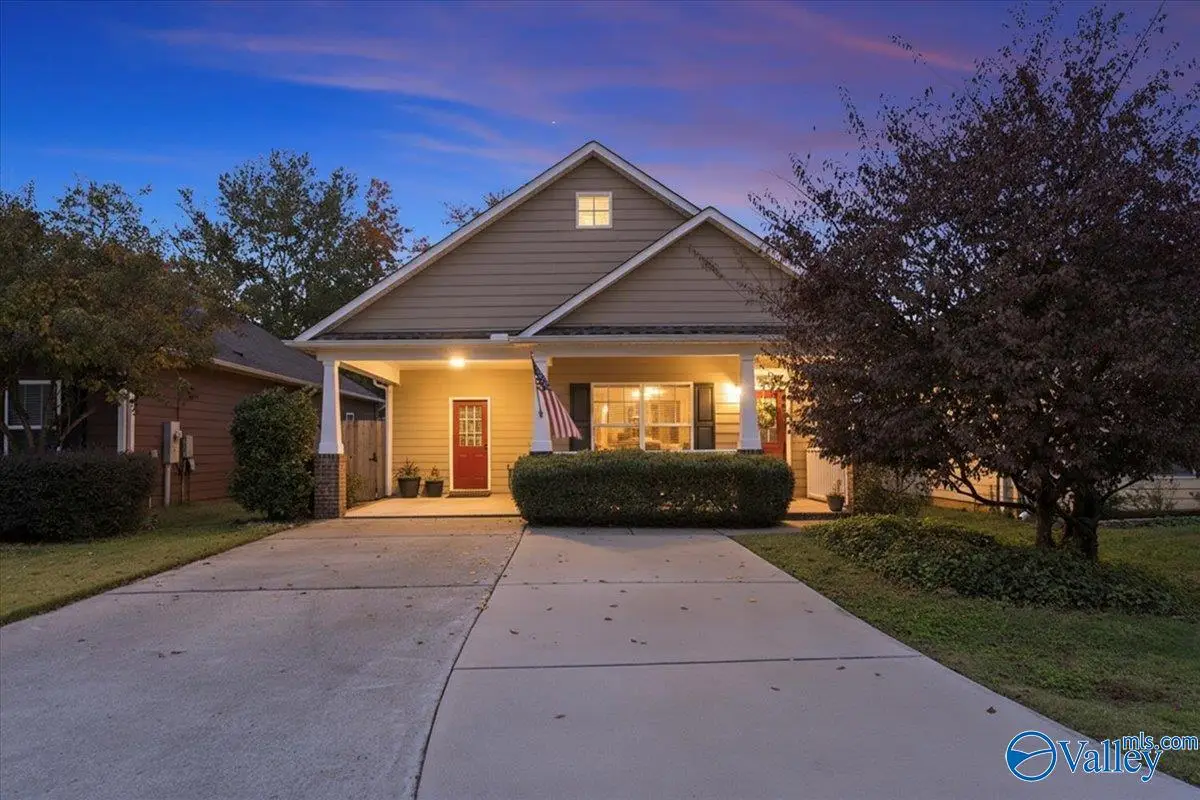 1106 Rison Avenue Ne, Huntsville, AL 35801 - Image #1