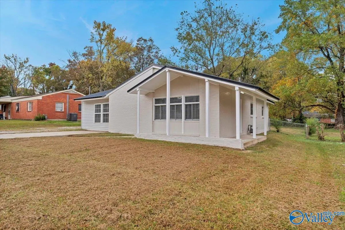 4304 Blue Springs Road Nw, Huntsville, AL 35810 - Image #1