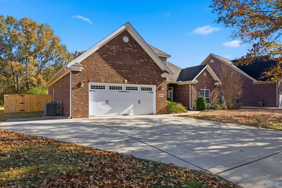 4802 Tomahawk Trail Se, Decatur, AL 35603 - Image #2