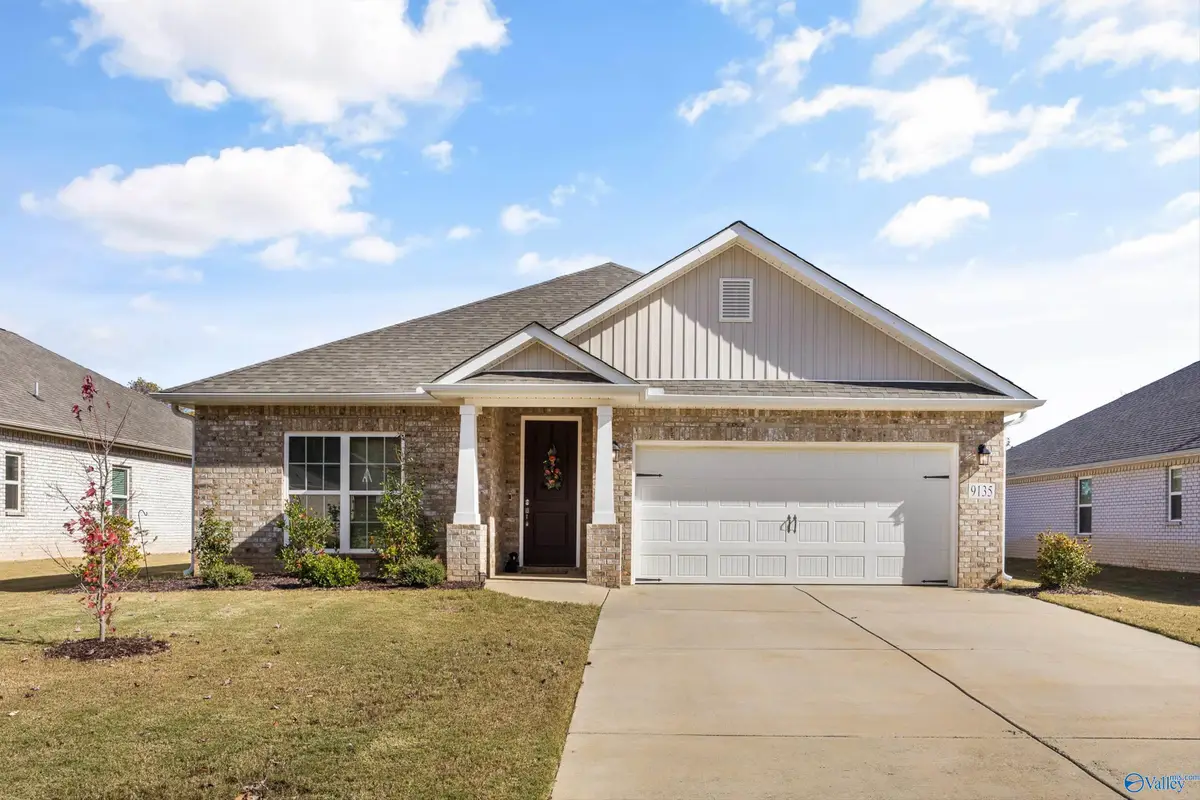 9135 Monteagle Boulevard, Owens Cross Roads, AL 35763 - Image #1