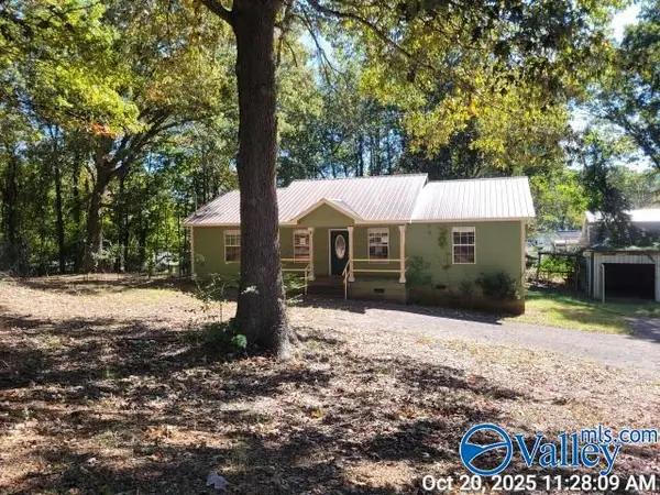 127 Trico Drive, Guntersville, AL 35976