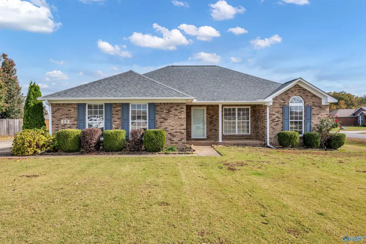 15 Willow Place, Decatur, AL 35603 - Image #1