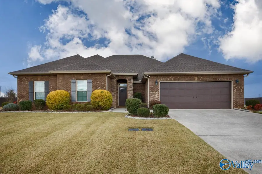 16979 Fieldway Circle, Harvest, AL 35749 - Image #2