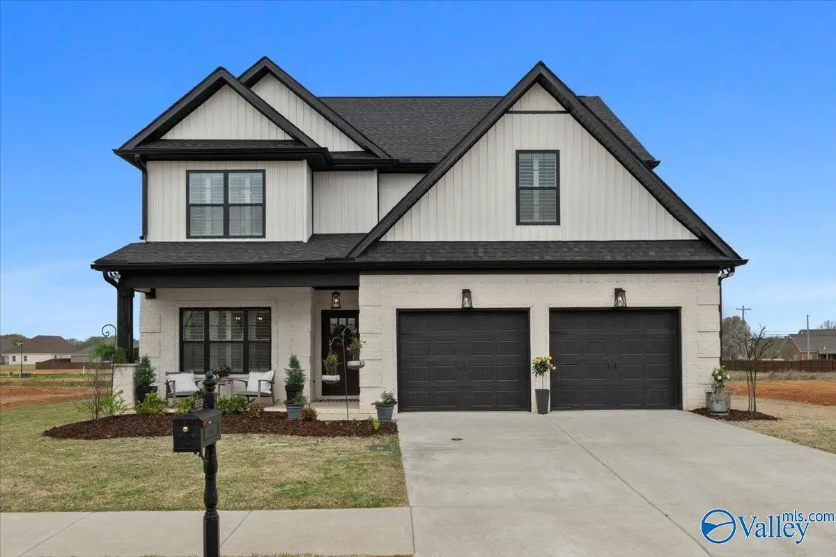 16959 Whispering Pines, Athens, AL 35611 - Image #1