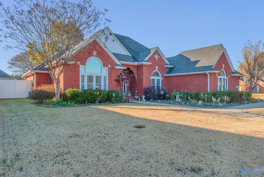 2901 Whiteford Drive Sw, Decatur, AL 35603 - Image #2