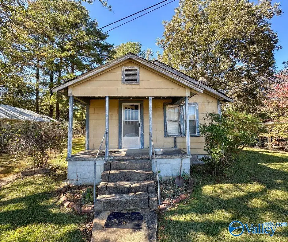 215 1st Street Nw, Hamilton, AL 35570 - Image #1
