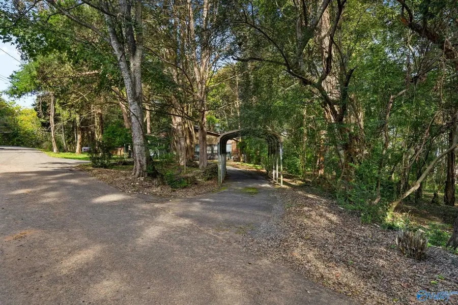 169 Deaton Road, Owens Cross Roads, AL 35763 - Image #2