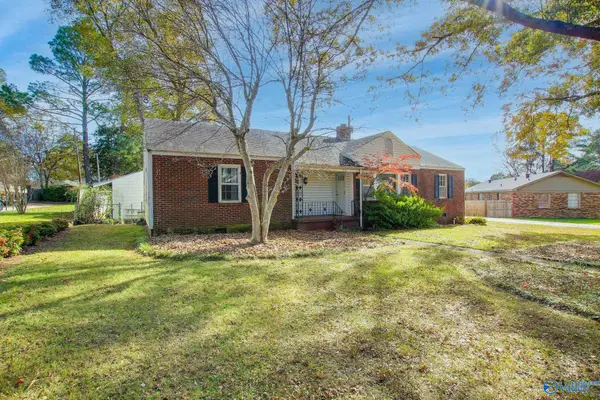 1512 10th Avenue Se, Decatur, AL 35601