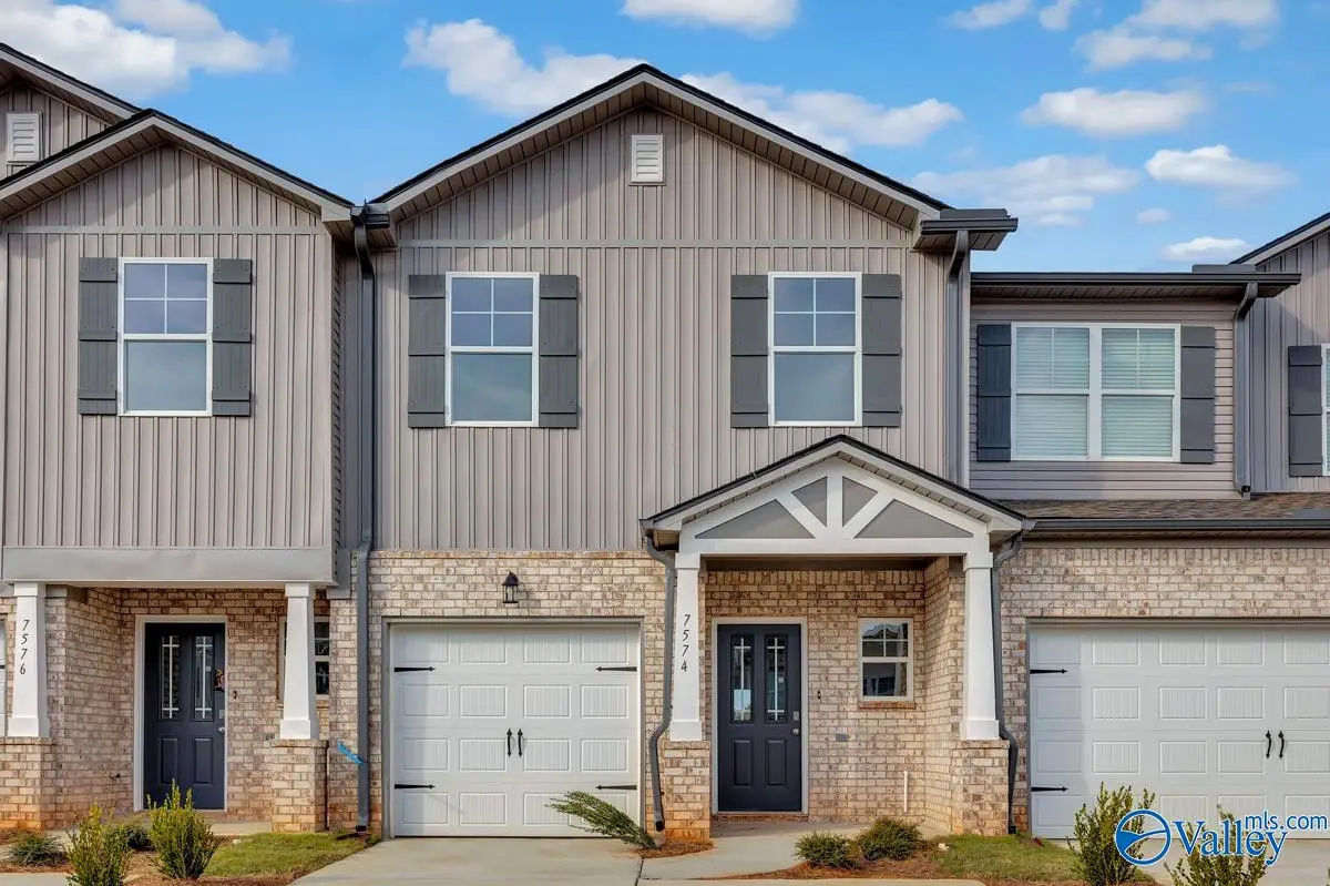 7574 Discovery Point Drive, Huntsville, AL 35806 - Image #1