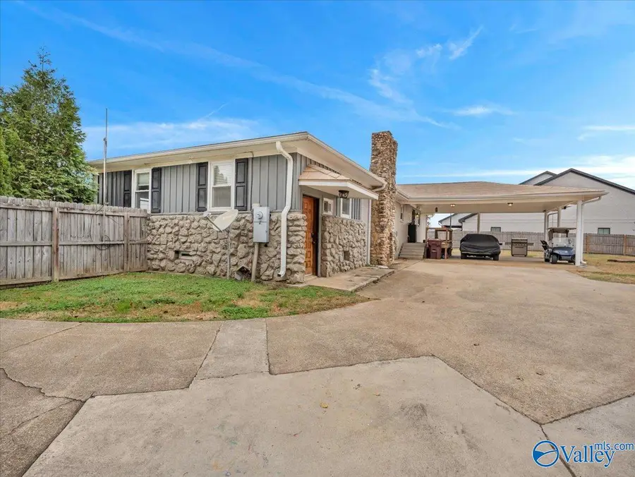 15868 East Limestone Road, Athens, AL 35613 - Image #3