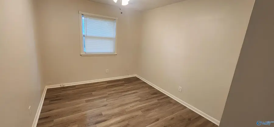 1506 Oakwood Ne, Huntsville, AL 35811 - #3