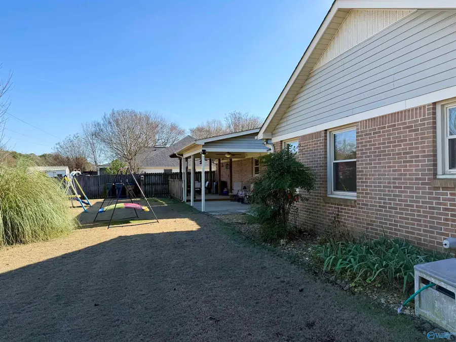 2216 Carleton Drive Sw, Decatur, AL 35603 - Image #3