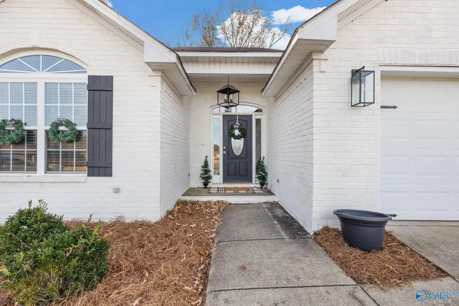 58 Walter Lane, Decatur, AL 35603 - Image #2