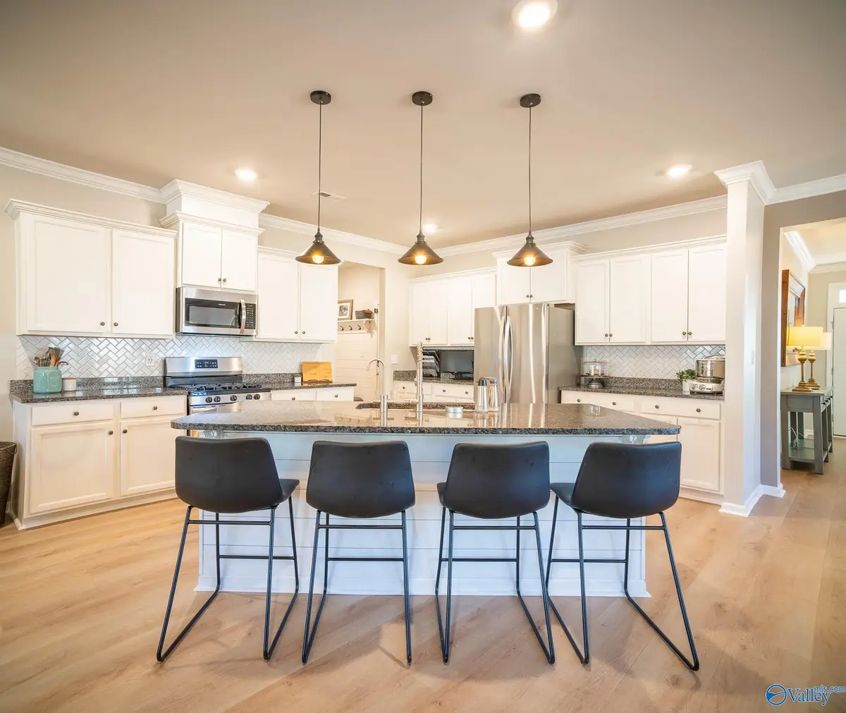 6525 Moon Crest Lane, Huntsville, AL 35806 - Image #1