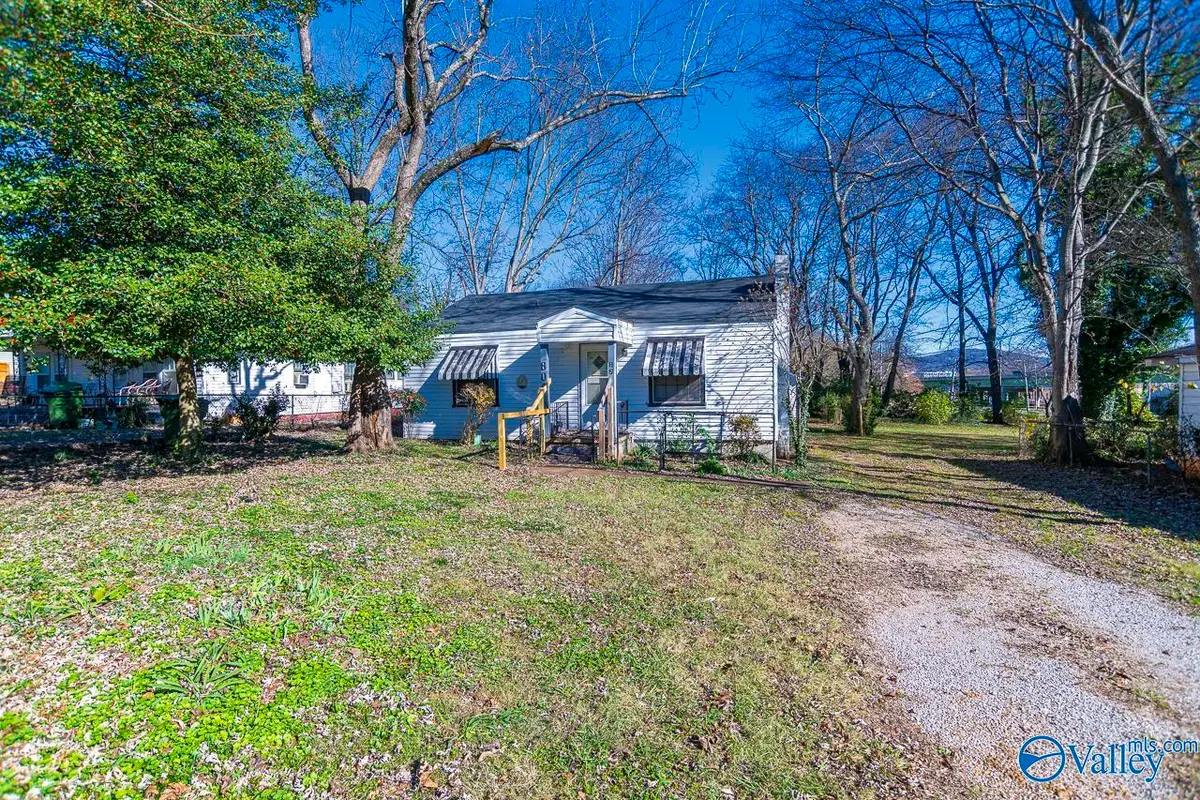 804 Appleby Street Nw, Huntsville, AL 35816 - Image #1