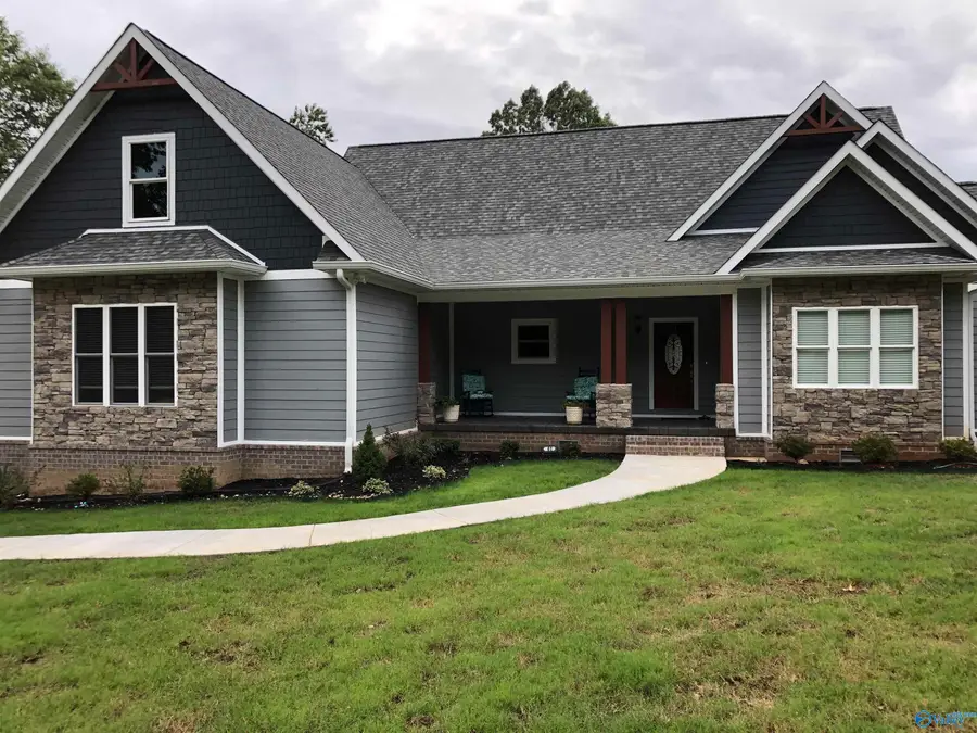 61 Monte Sano Drive, Scottsboro, AL 35769 - Image #3