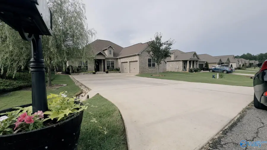 27545 Carrington Court, Athens, AL 35613 - Image #3