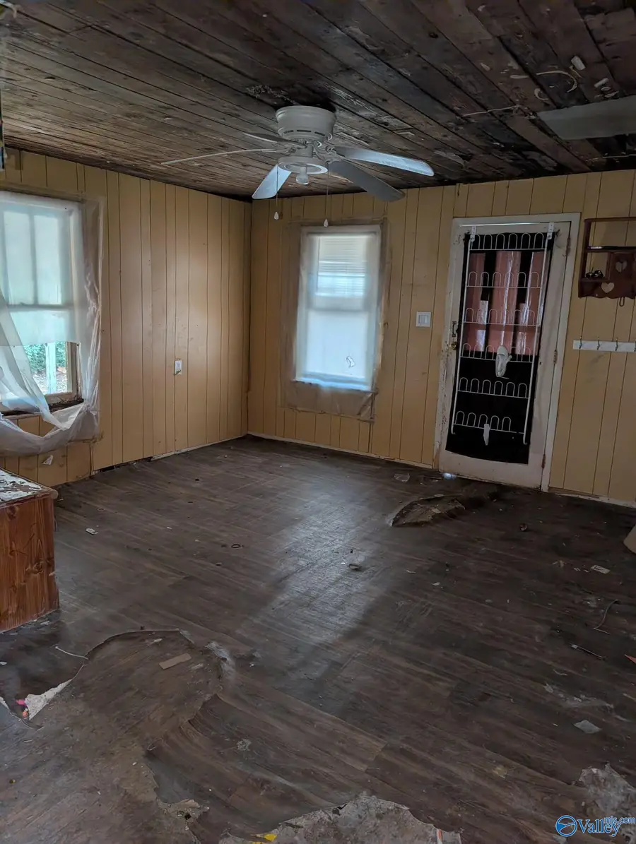 4902 Gilley Street, Guntersville, AL 35976 - Image #2