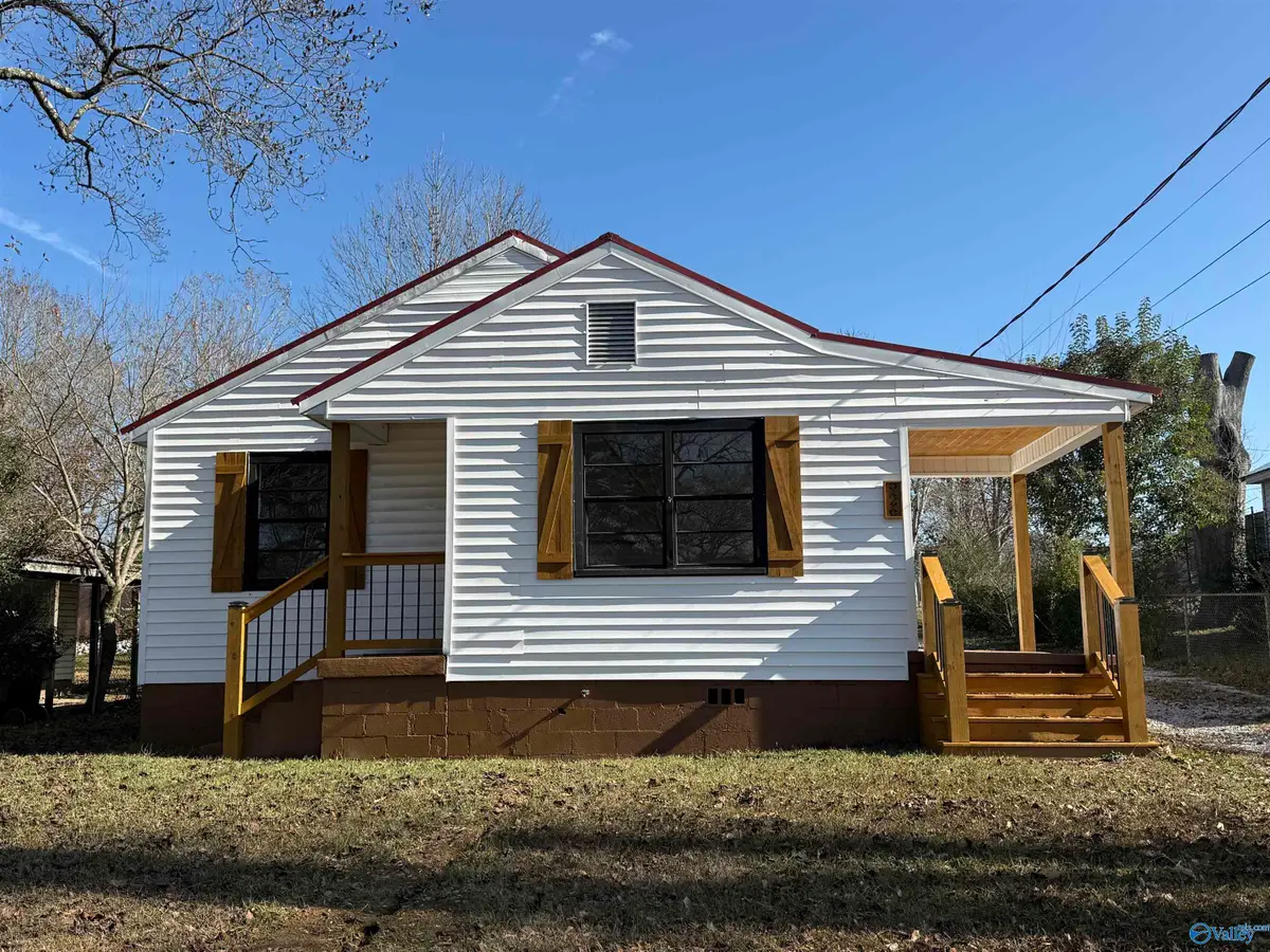 926 Wilbanks Avenue, Gadsden, AL 35903 - Image #1