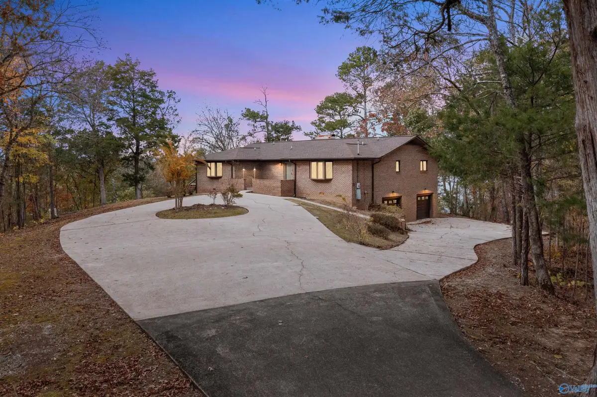 4908 Landers Street, Hokes Bluff, AL 35903 - Image #1