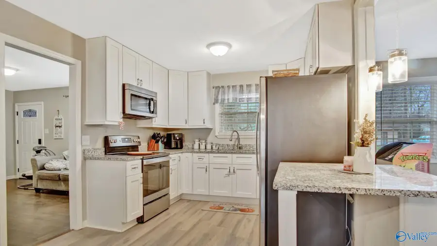 3604 NW Knollwood Drive Nw, Huntsville, AL 35810 - Image #2