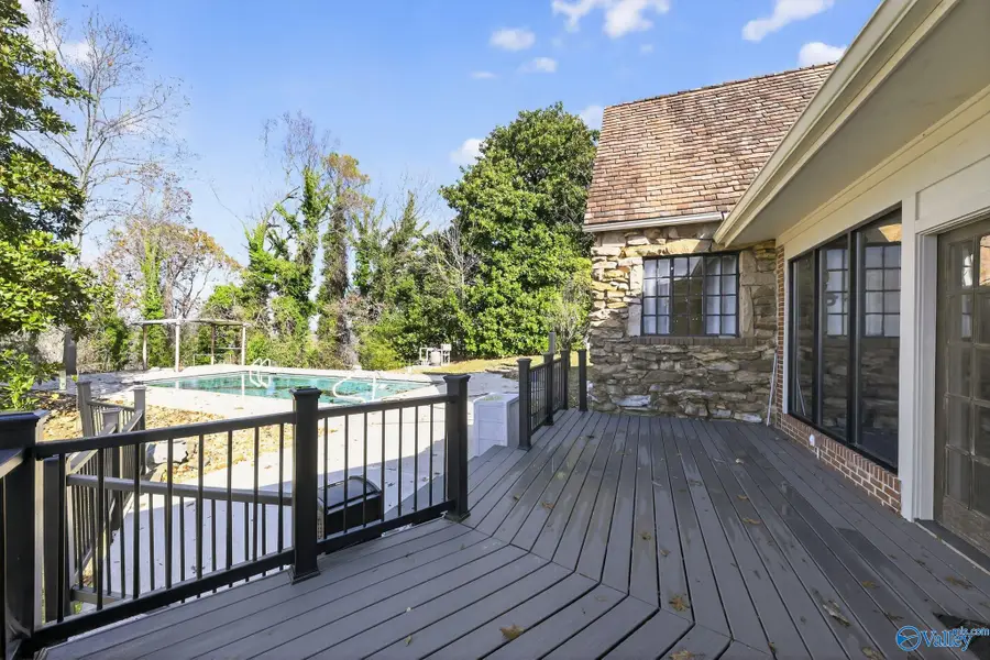 2710 Hilltop Circle, Gadsden, AL 35904 - Image #3