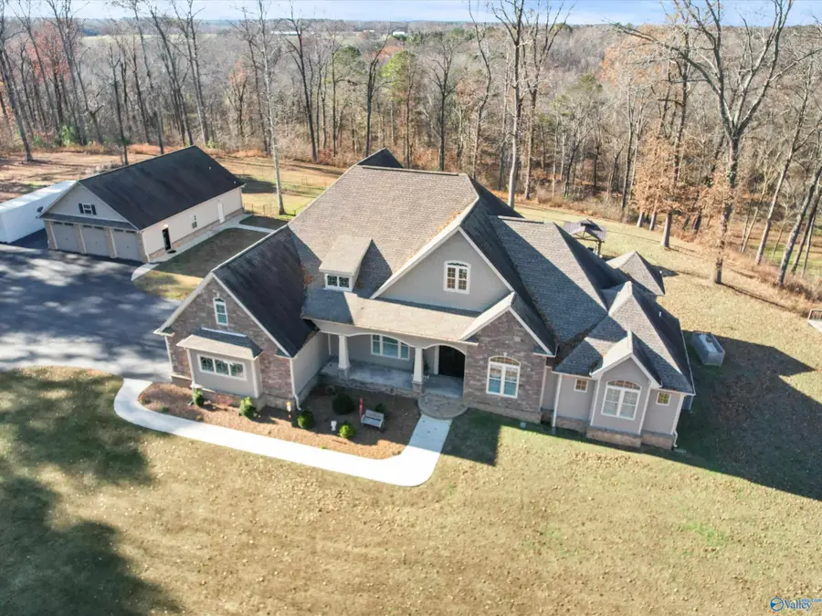 343 Mccutcheon Lane, Toney, AL 35773 - Image #2