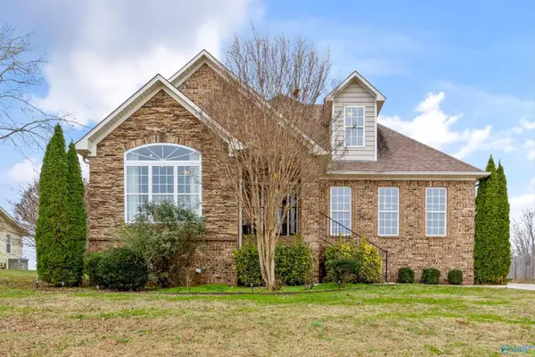 17043 Cliff Drive, Athens, AL 35613