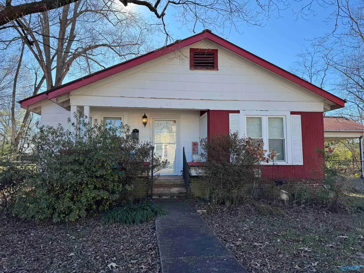 109 Magnolia Lane, Scottsboro, AL 35768 - Image #1