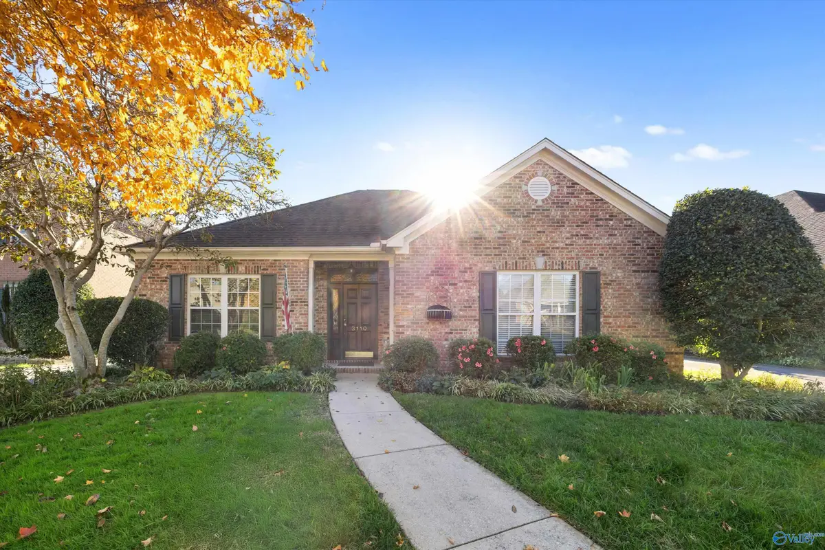 3110 Shoreway Circle Se, Owens Cross Roads, AL 35763 - Image #1