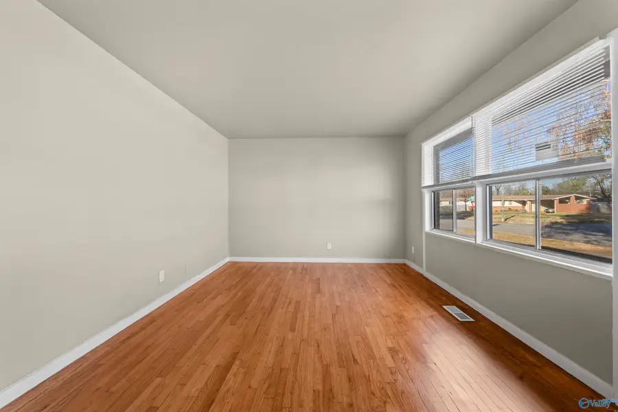 2900 Morgan Street Sw, Huntsville, AL 35805 - Image #2