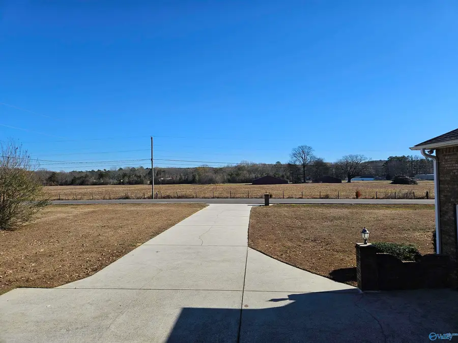 74 Lamon Drive, Decatur, AL 35603 - Image #3