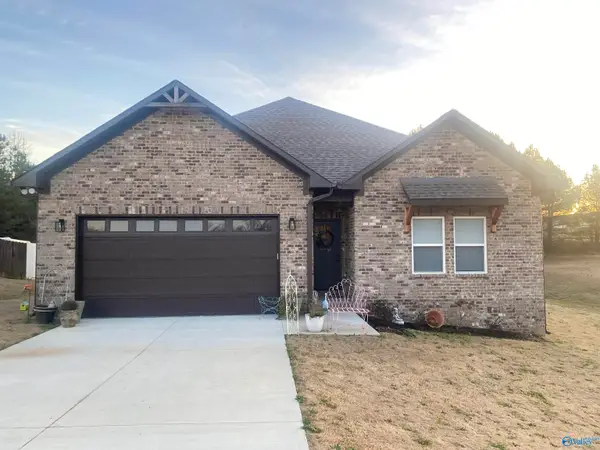 13 Kaylee Loop Road, Hartselle, AL 35640